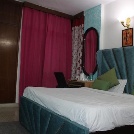 Awasthi Kozi Stays B&B - Closest To Vfs Nuova Delhi Esterno foto