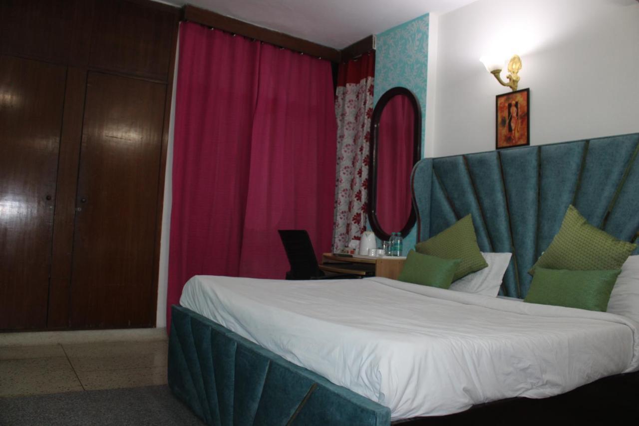 Awasthi Kozi Stays B&B - Closest To Vfs Nuova Delhi Esterno foto