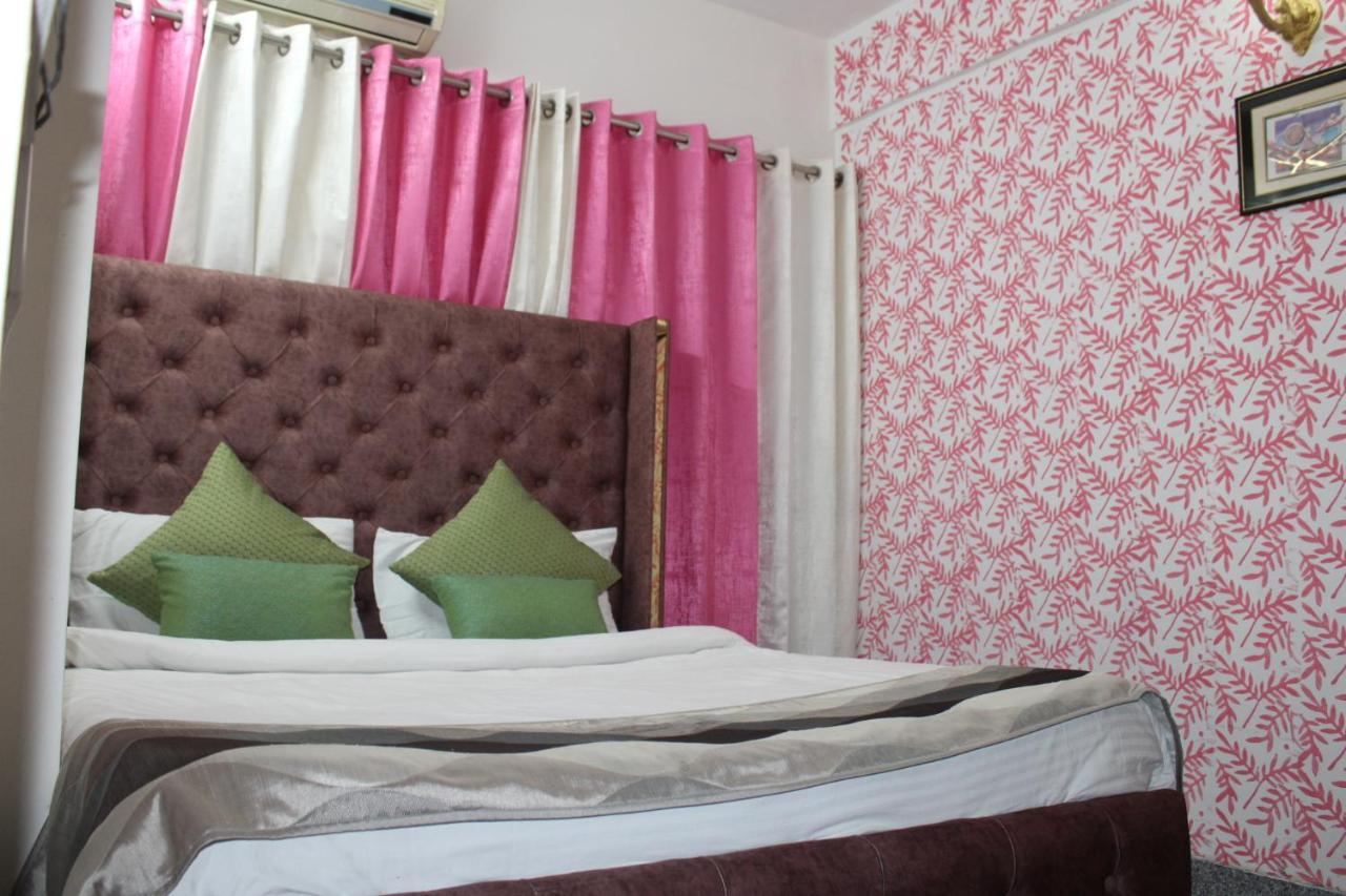 Awasthi Kozi Stays B&B - Closest To Vfs Nuova Delhi Esterno foto