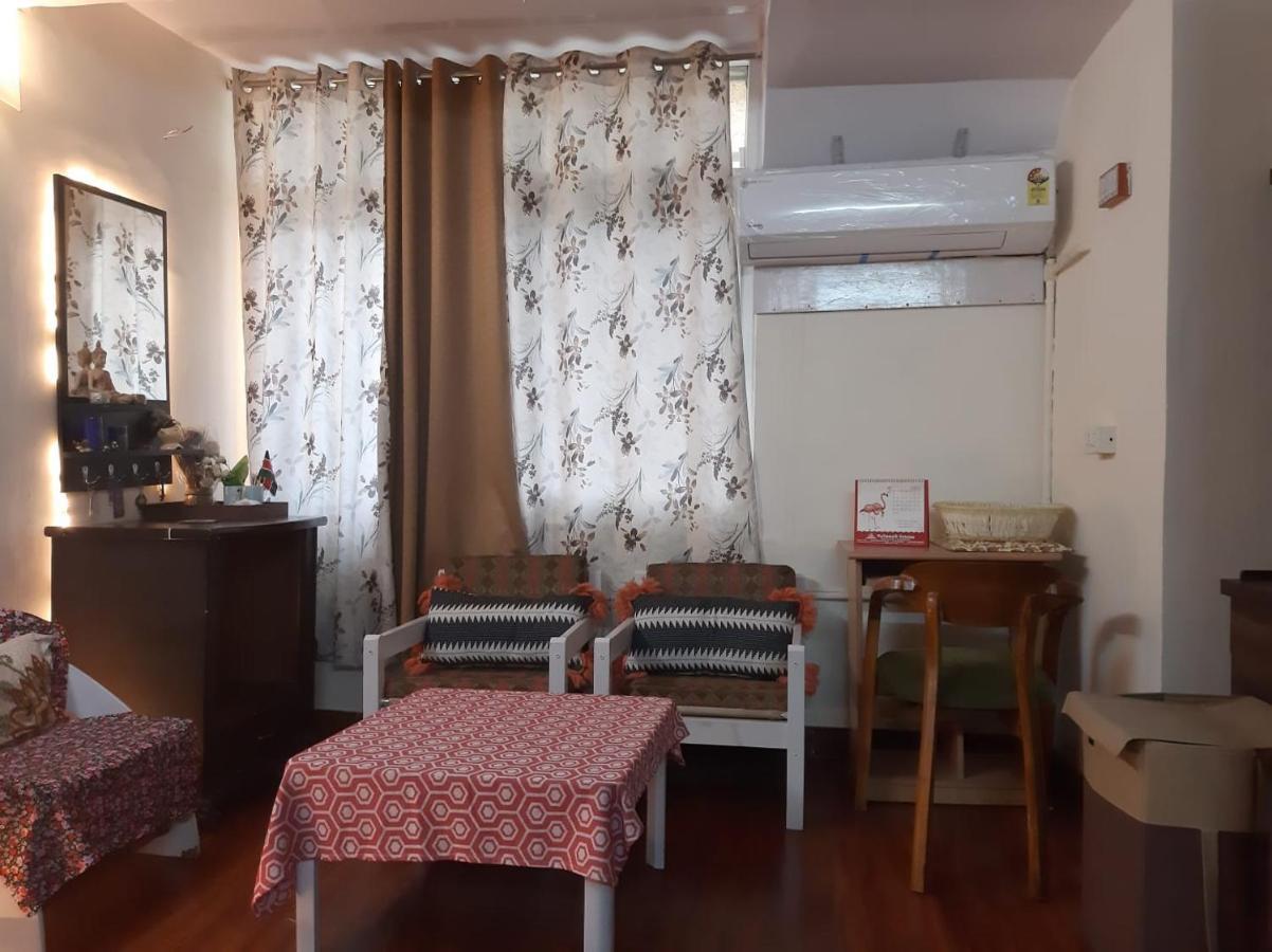 Awasthi Kozi Stays B&B - Closest To Vfs Nuova Delhi Esterno foto